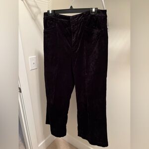Paige Coopped Black Velvet Pants.size 30